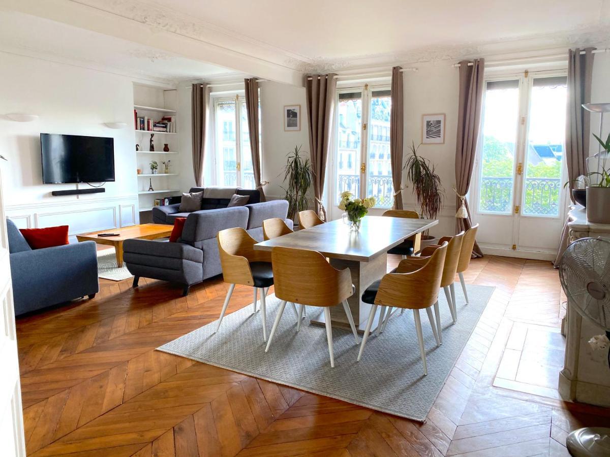 Marvellous Sunbathed 3br At The Heart Of Appartamento Parigi