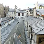 Marvellous Sunbathed 3Br At The Heart Of Paris