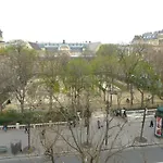 Marvellous Sunbathed 3Br At The Heart Of Paris