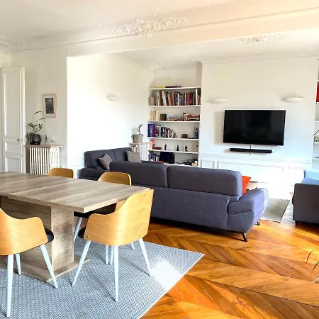 Marvellous Sunbathed 3br At The Heart Of * Parigi