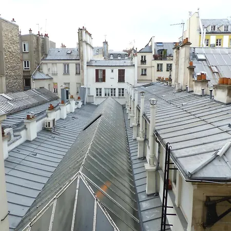 Marvellous Sunbathed 3br At The Heart Of Parigi