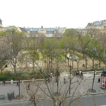 Marvellous Sunbathed 3br At The Heart Of Parigi